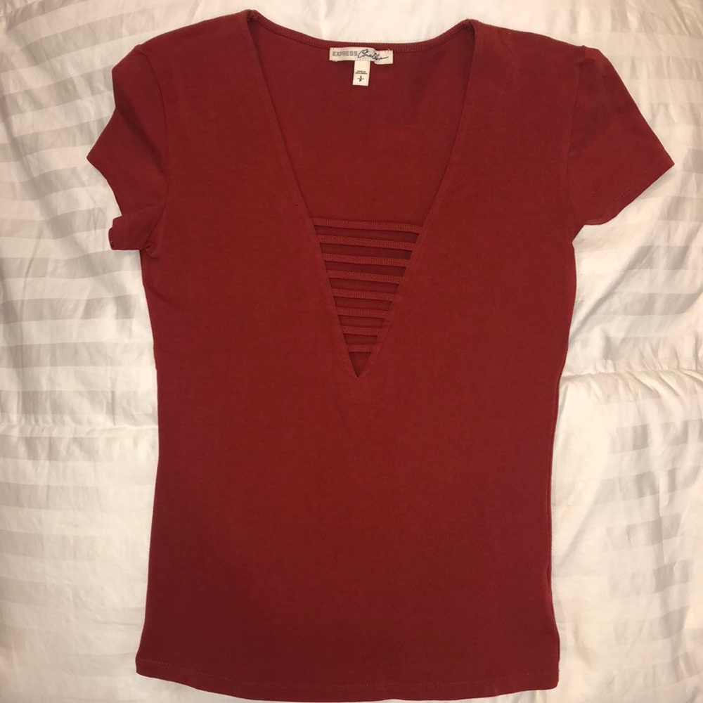 Strappy v-neck tee